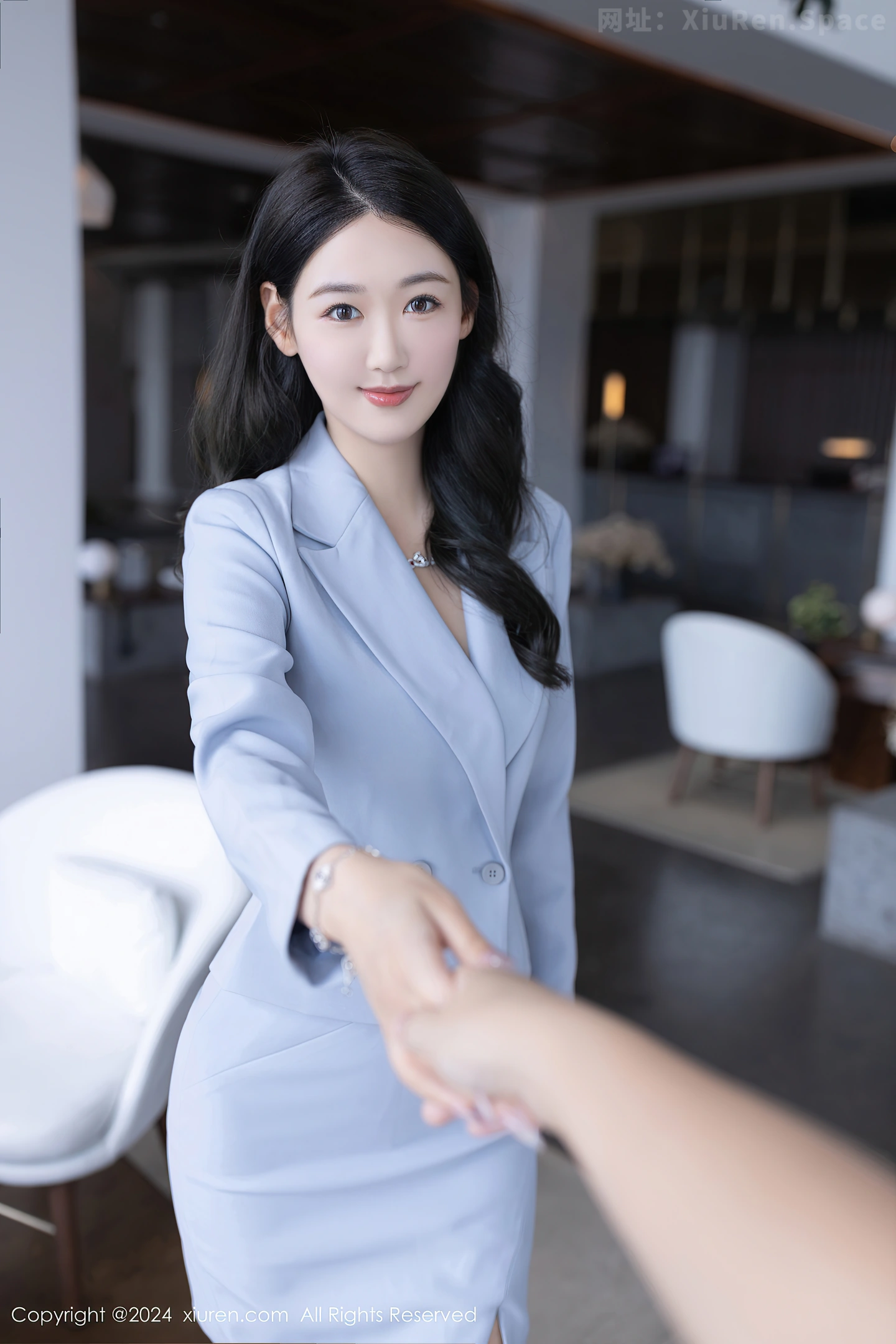 图片[3]-[XiuRen秀人网]VOL.8935 模特唐安琪性感OL制服露黑色内衣配开档肉丝秀曼妙身姿诱惑写真80P-秀人网官方网站